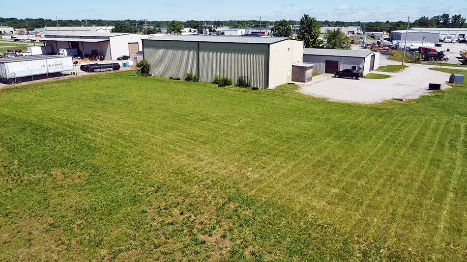 More Photos Of 48 Empire Dr, Belleville Warehouse For Lease