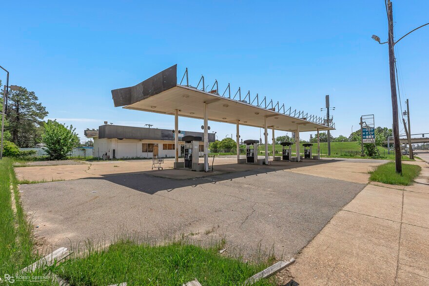 More Photos Of 4025 Jewella Ave, Shreveport Convenience Store For Sale