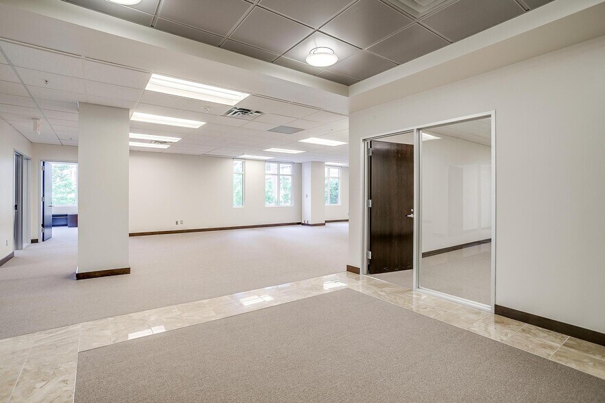 More Photos Of 501-509 Main St, Fort Worth Office For Lease