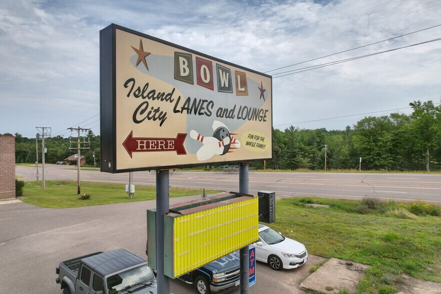 More Photos Of 8085 Highway 51, Minocqua Sports And Entertainment For Sale
