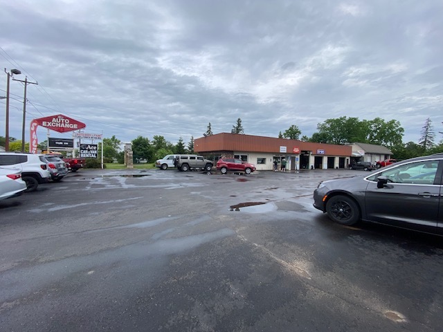 Primary Photo Of 2849 Church St, Stevens Point Auto Repair For Lease