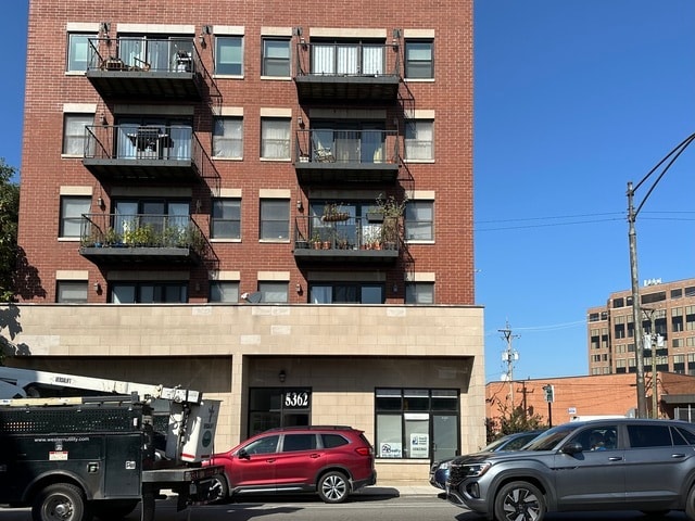 More Photos Of 5362 W Lawrence Ave, Chicago Apartments For Sale