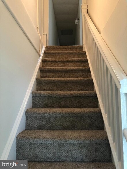 More Photos Of 915 Jenkintown Rd, Elkins Park Storefront Retail Residential For Sale