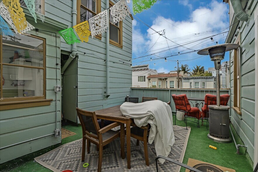 More Photos Of 1300 Church St, San Francisco Apartments For Sale