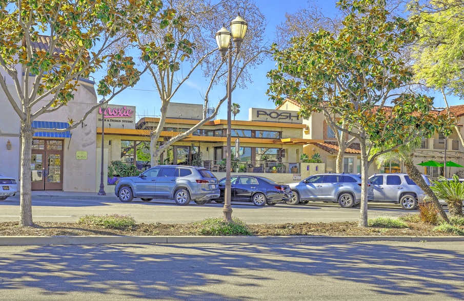 More Photos Of 2068 Ventura Blvd, Camarillo Freestanding For Sale