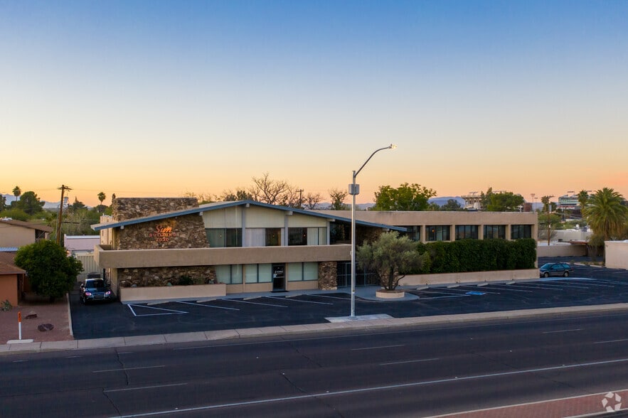 Primary Photo Of 2030 E Speedway Blvd, Tucson Office For Lease