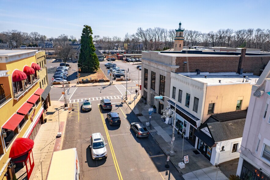 More Photos Of 7-13 Elm St, Westfield Restaurant For Lease
