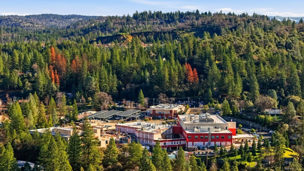 More Photos Of 1005 Fowler Way, Placerville Medical For Sale