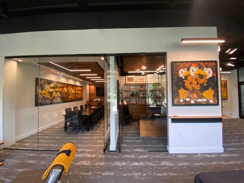 More Photos Of 1300 Melrose Ave, Iowa City Apartments For Sale
