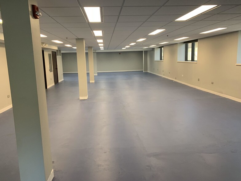 More Photos Of 600 Woodbridge St, Detroit Office For Lease