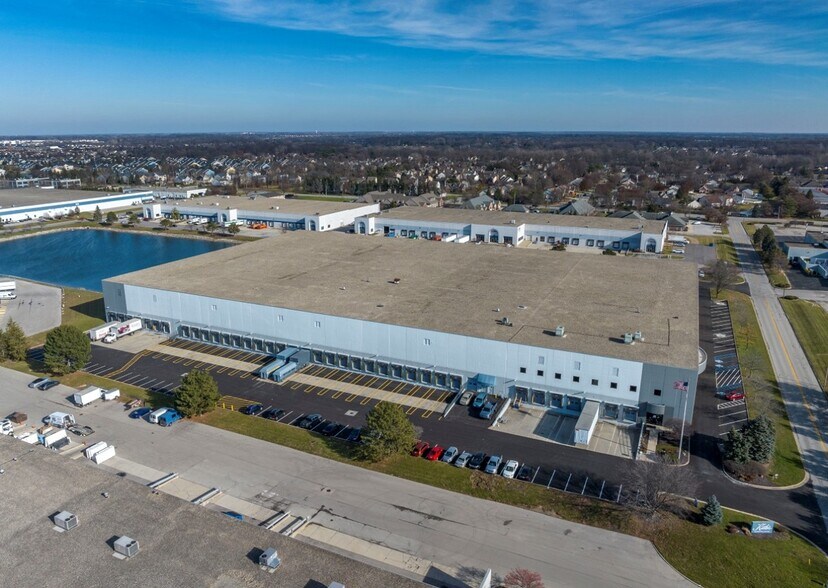 More Photos Of 8600 Roberts Dr, Fishers Distribution For Lease