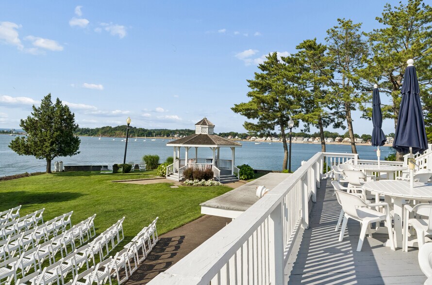 More Photos Of 62 Cove St, New Haven Specialty For Sale