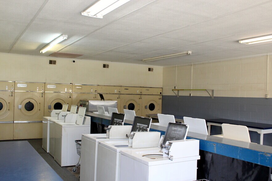 More Photos Of 302 E Third St, Lowry City Freestanding For Sale