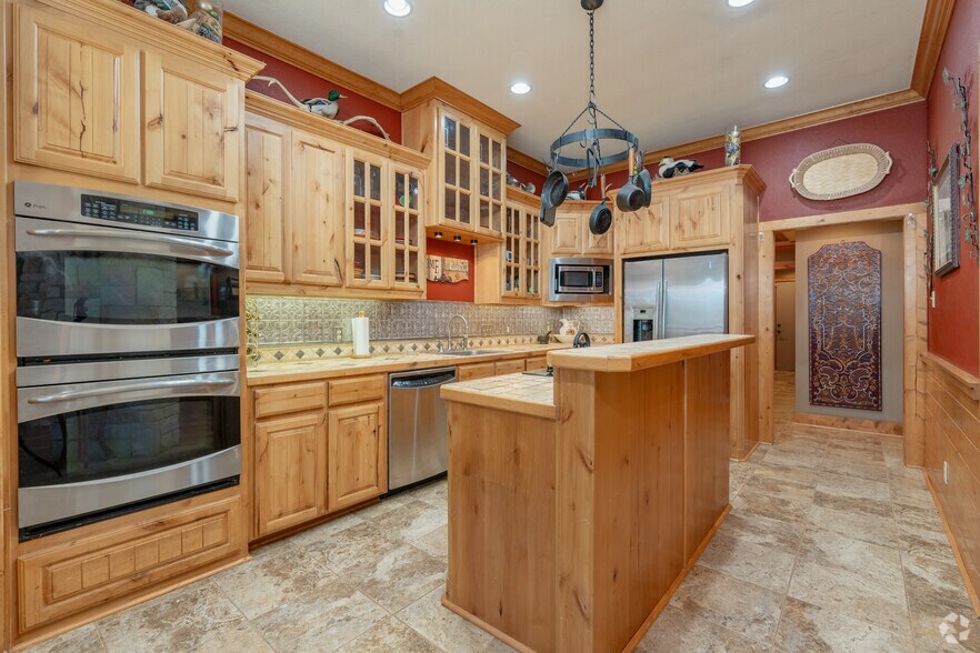 More Photos Of 4411-4455 County Road 127, Whitesboro Land For Sale