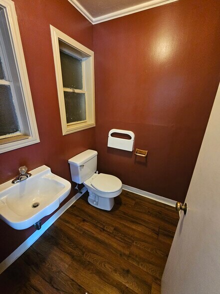 More Photos Of 101 W Hendy Ave, Sunnyvale Medical For Lease