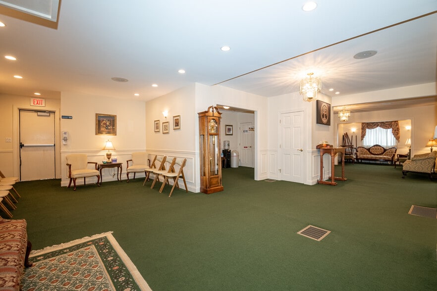 More Photos Of 11 Linden St, Reading Funeral Home For Sale