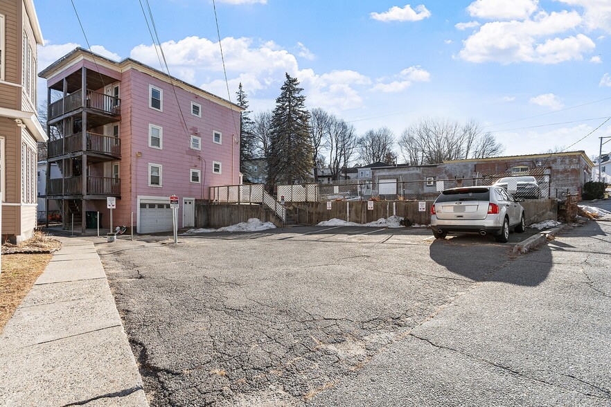 More Photos Of 122 Laurel St, Fitchburg Multifamily For Sale