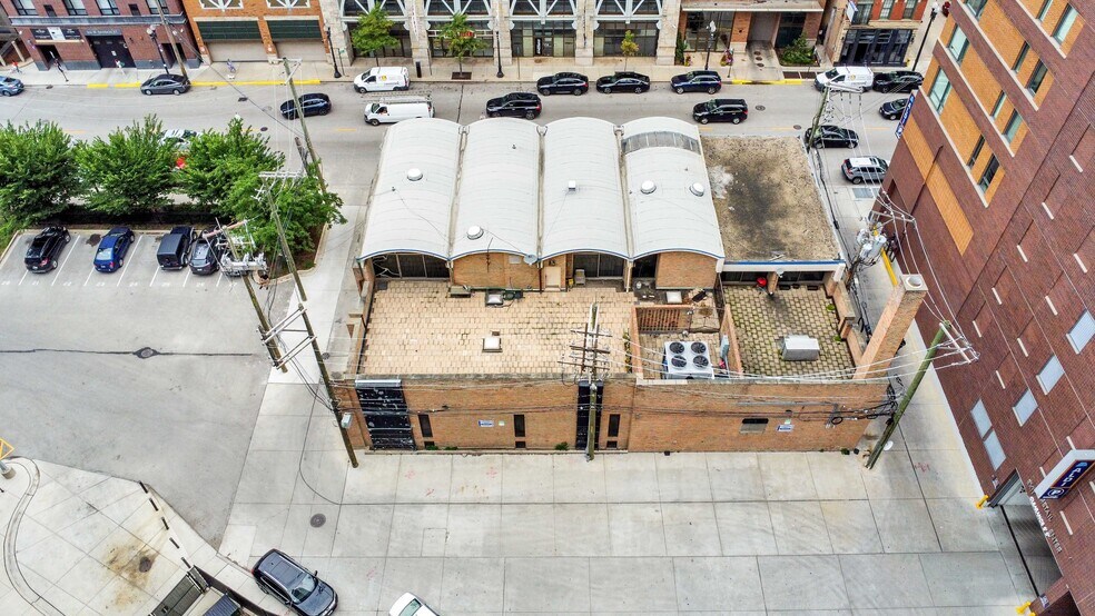 More Photos Of 225 W Division St, Chicago Land For Sale