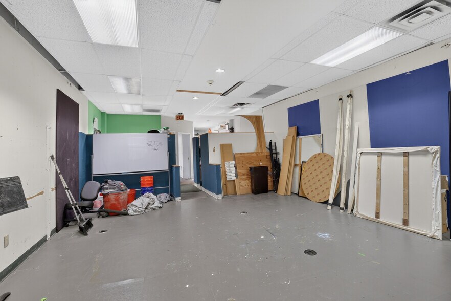 More Photos Of 1118 E Columbia Ave, Philadelphia Office For Lease
