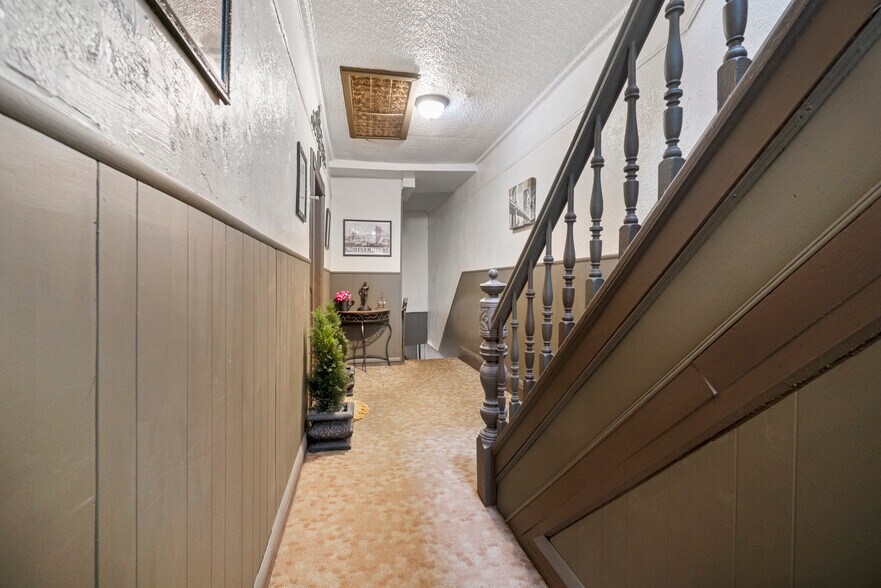 More Photos Of 7601 5th Ave, Brooklyn Storefront Retail Residential For Sale