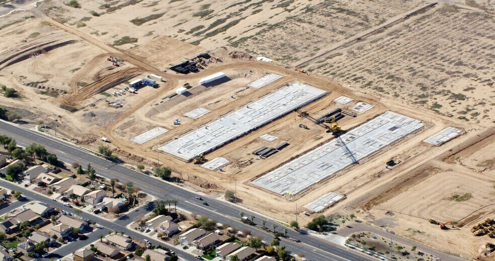 More Photos Of 13430 N Dysart Rd, Surprise Warehouse For Lease