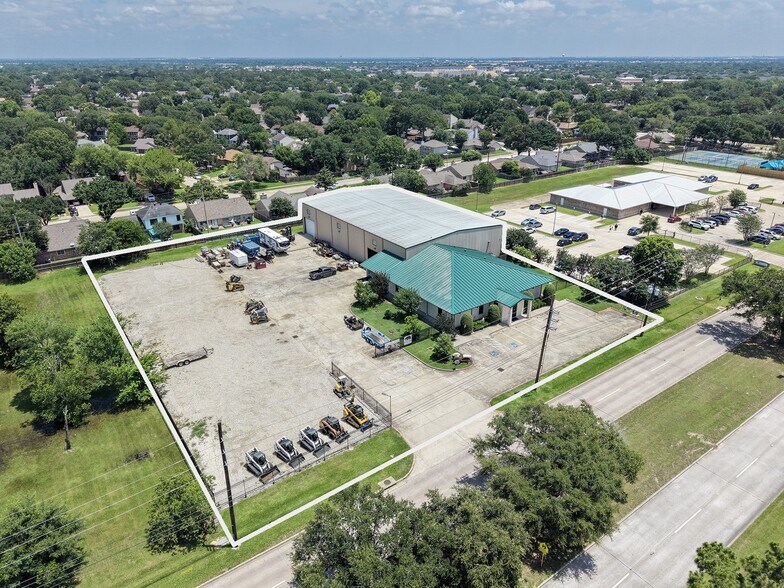 More Photos Of 18050 Kieth Harrow Blvd, Houston Warehouse For Lease