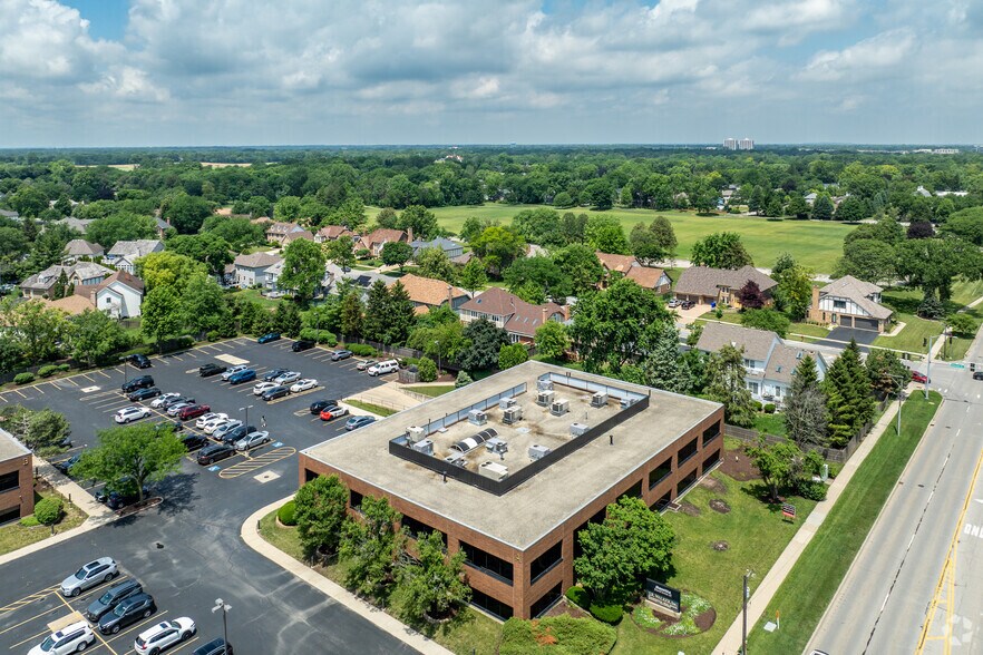 More Photos Of 1776 S Naperville Rd, Wheaton Office For Sale