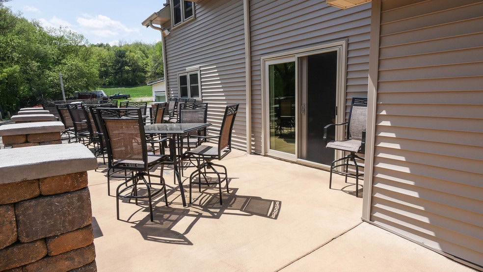 More Photos Of 141 County Road Kk, Amherst Restaurant For Sale