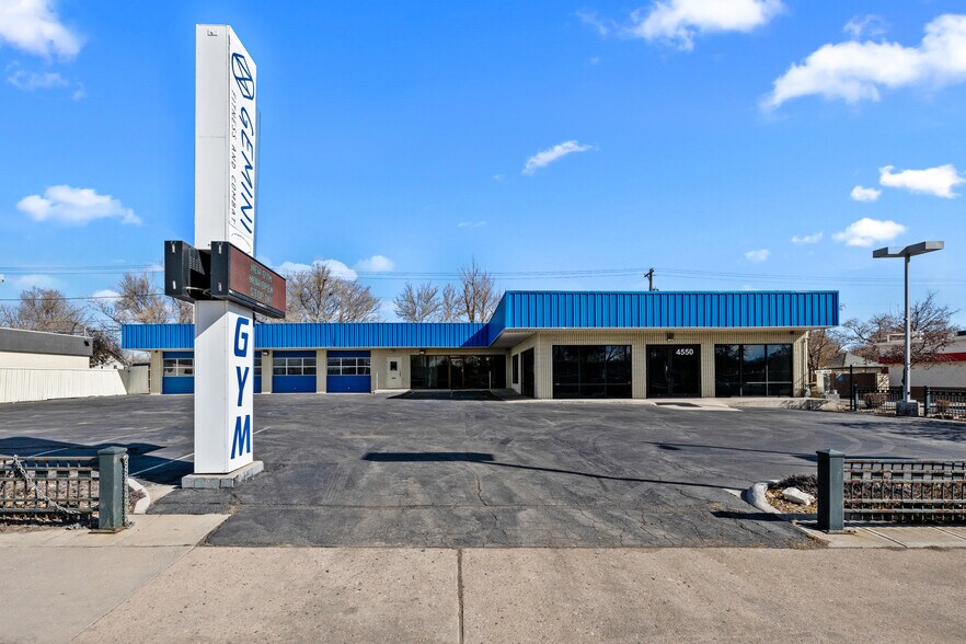 Primary Photo Of 4550 S Broadway, Englewood Showroom For Sale