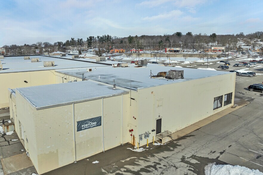 More Photos Of 777 S Willow St, Manchester Storefront For Lease