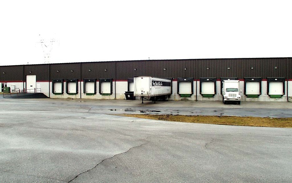 More Photos Of 6555 Guion Rd, Indianapolis Warehouse For Sale