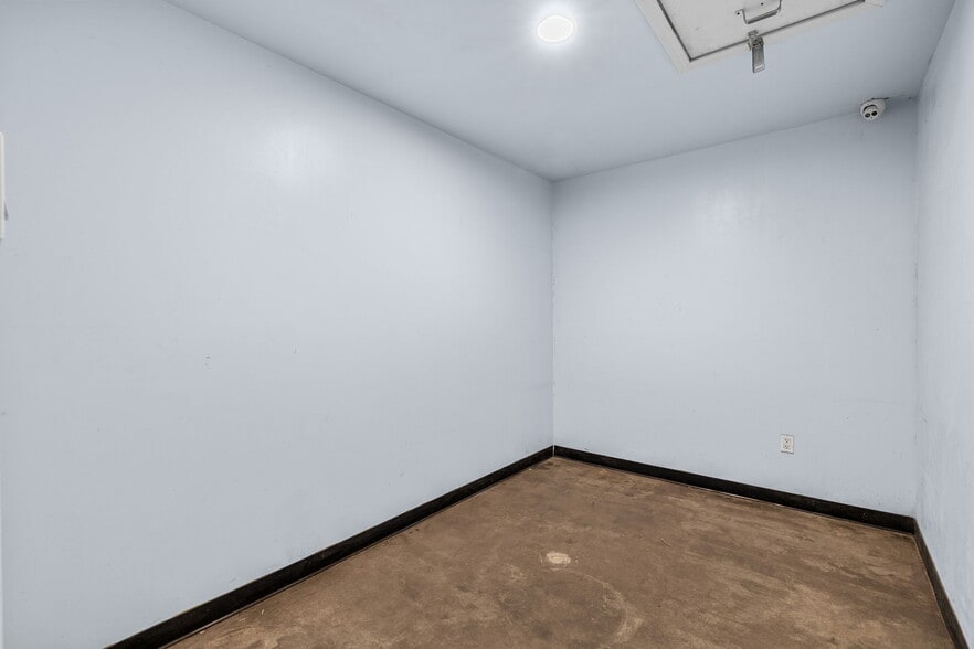 More Photos Of 2026 Chico Ave, South El Monte Warehouse For Sale