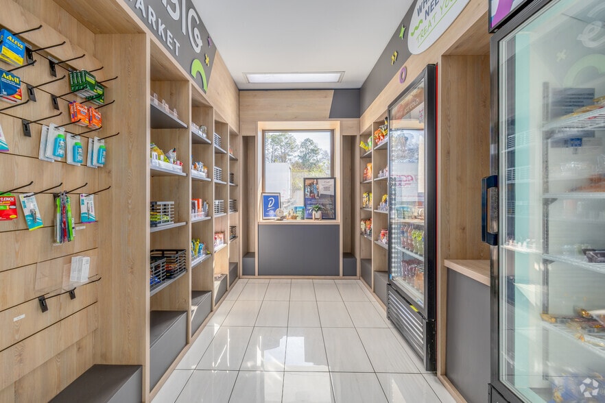 More Photos Of 1153 Airport Rd, Jacksonville Hotel For Sale