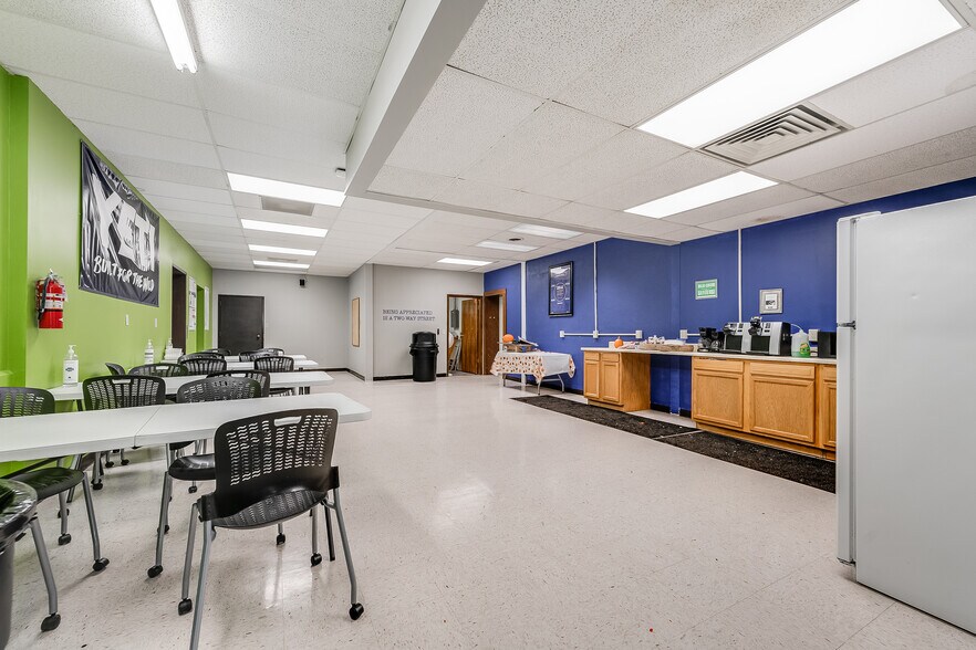 More Photos Of 531 N Central Ave, Connersville Office For Sale