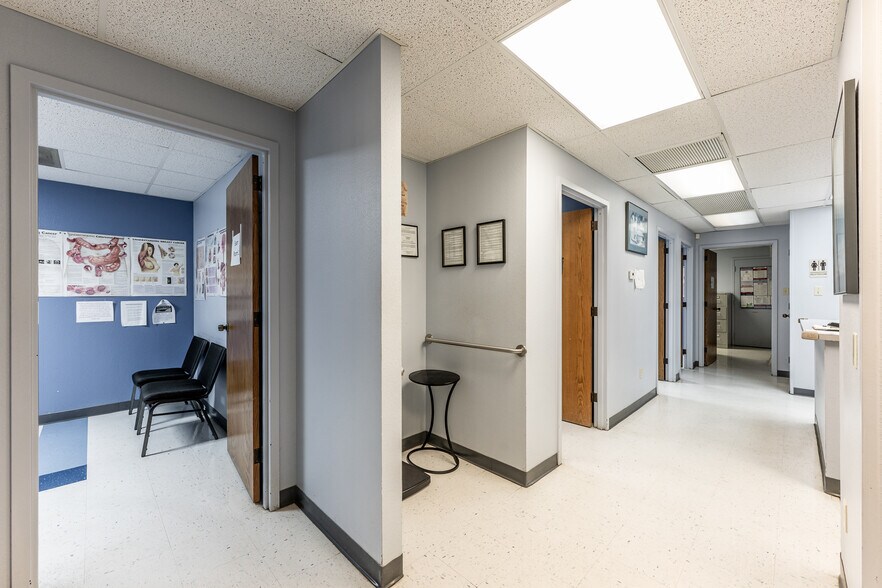 More Photos Of 130 Medical Center Pky, Huntsville Medical For Sale