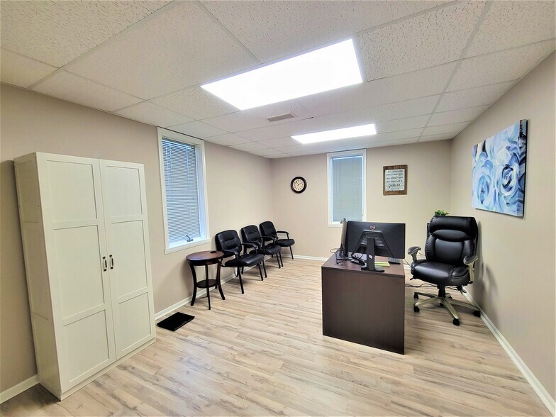 More Photos Of 1225 N Home Rd, Mansfield Medical For Lease