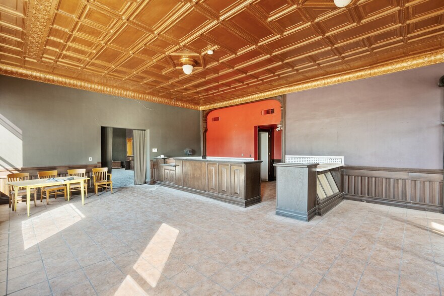 More Photos Of 2 Bay St, Chippewa Falls Storefront Retail Office For Sale