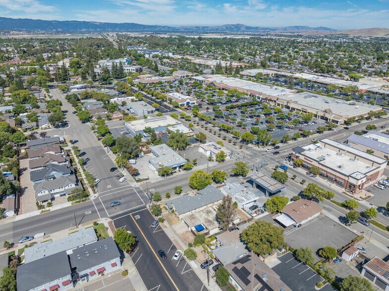 More Photos Of 1593 1st St, Livermore Fast Food For Lease