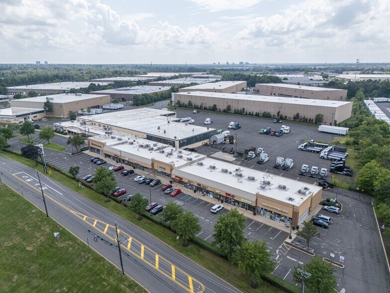 More Photos Of 76 Carter Dr, Edison Warehouse For Lease