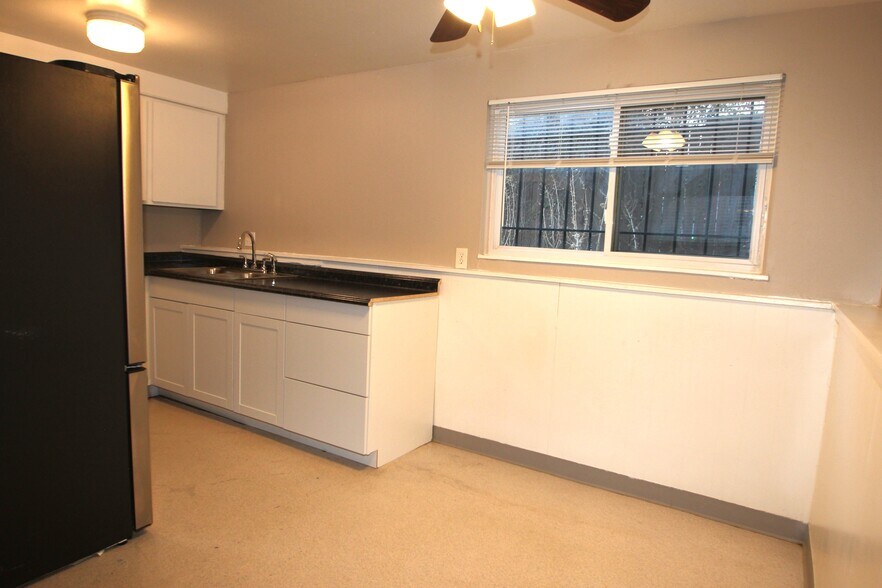 More Photos Of 1322 Arch St, Colorado Springs Apartments For Sale