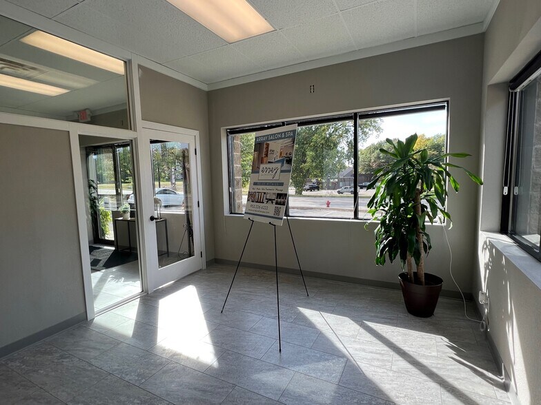 More Photos Of 15875 Franklin Trl, Prior Lake Unknown For Lease