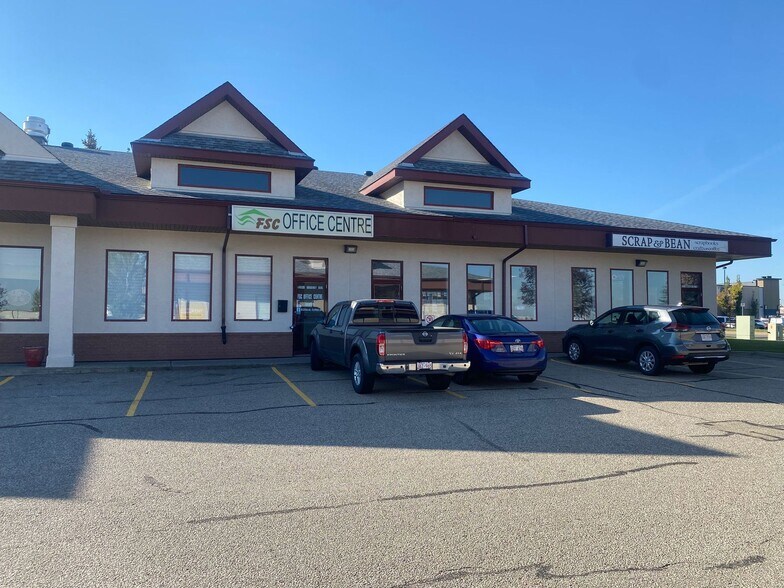 More Photos Of 130 Broadway Blvd, Sherwood Park Office For Sale