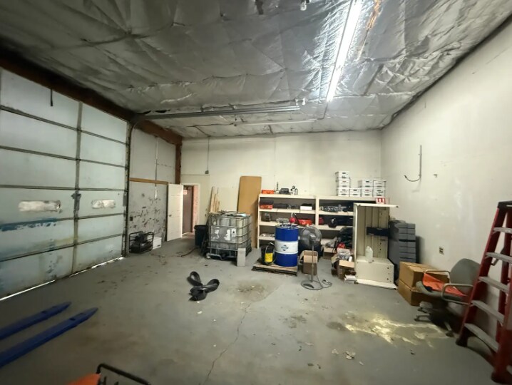 More Photos Of 207 E Kipp Rd, Mason Warehouse For Sale