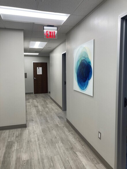 More Photos Of 29275 Northwestern Hwy, Southfield Medical For Sale