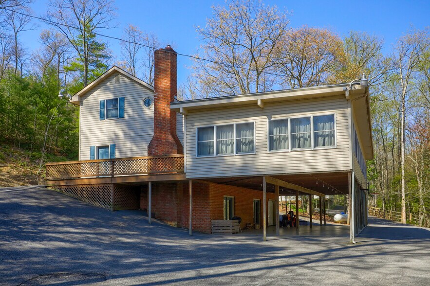 More Photos Of 160-166 Mossy Oak Ln, Mifflinburg Sports And Entertainment For Sale