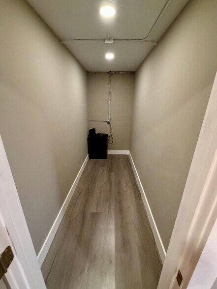 More Photos Of 1771 Blount Rd, Pompano Beach Warehouse For Lease