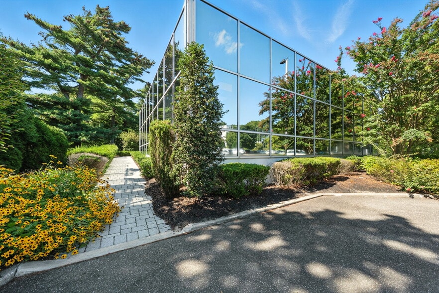 More Photos Of 700 Veterans Memorial Hwy, Hauppauge Unknown For Lease