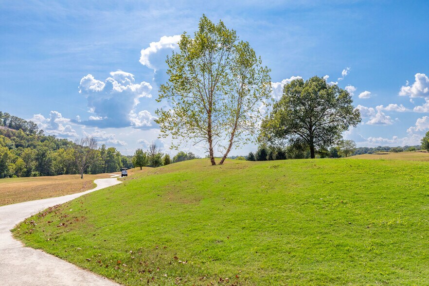 More Photos Of 1211 Cox Ford Rd, Crane Specialty For Sale