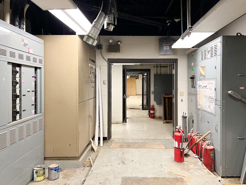 More Photos Of 3387 W Riego Rd, Elverta Warehouse For Sale