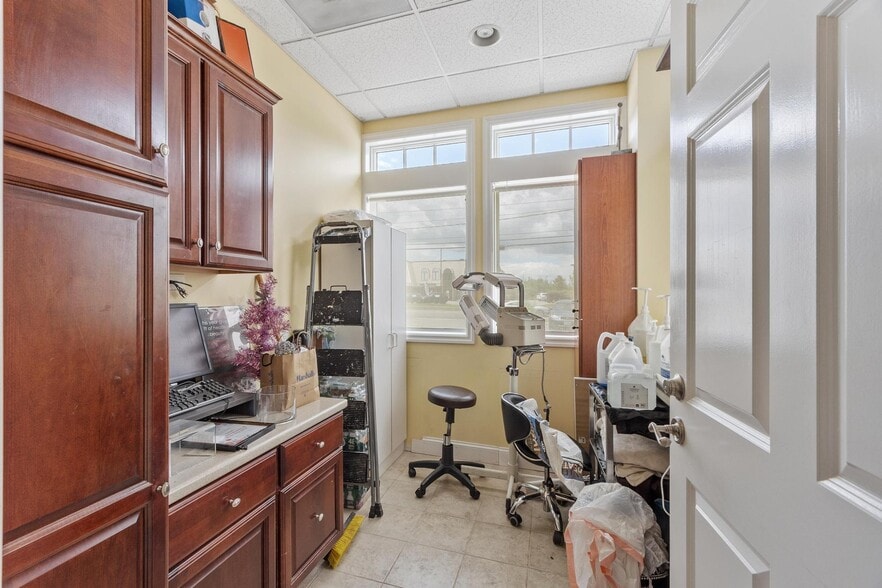 More Photos Of 1005-1025 Osgood St, North Andover Storefront Retail Office For Sale